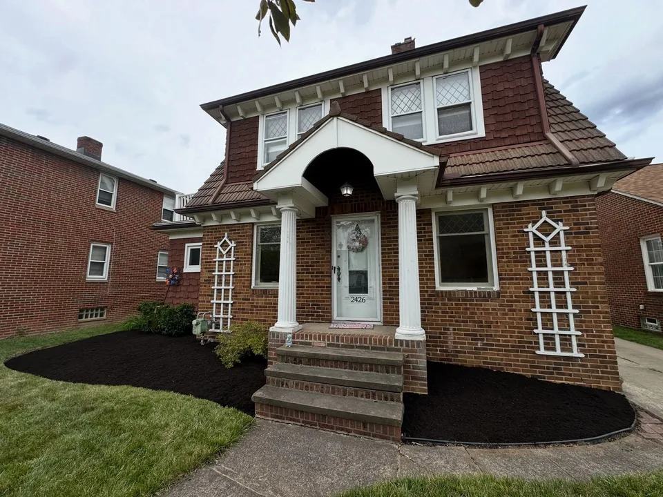 Completed front landscape bed from the Royals gallery